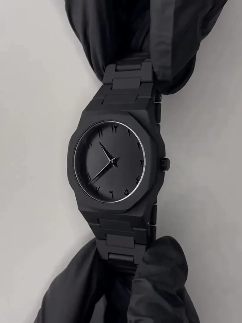 Black Aura Arabic Watch